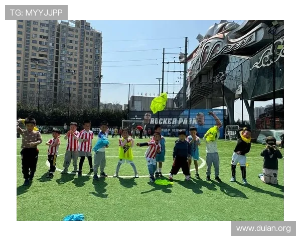 QY球友会首页最新动态与足球赛事新闻实时推送，掌握第一手资讯