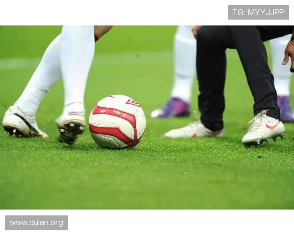 千亿球友会app下载为足球爱好者提供一站式赛事直播和精彩互动体验 千亿球友会app下载为足球爱好者提供一站式赛事直播和精彩互动体验