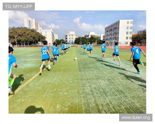 千亿球友会qyh988：深度剖析平台特色功能助力足球爱好者实现交流与成长