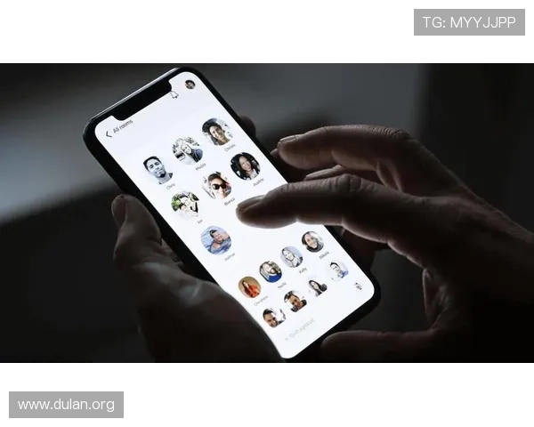 千亿球友会平台如何利用社交媒体扩大影响力与用户基础
