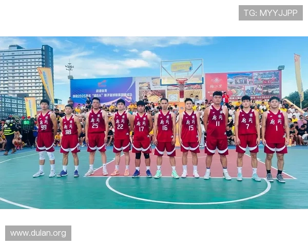 球友体育官网介绍国内外重要篮球赛事的最新动态与精彩瞬间