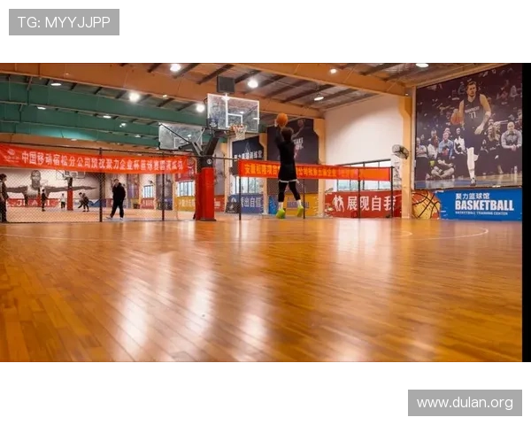 88篮球真人娱乐提供多样化的篮球赛事直播和精彩的互动游戏内容